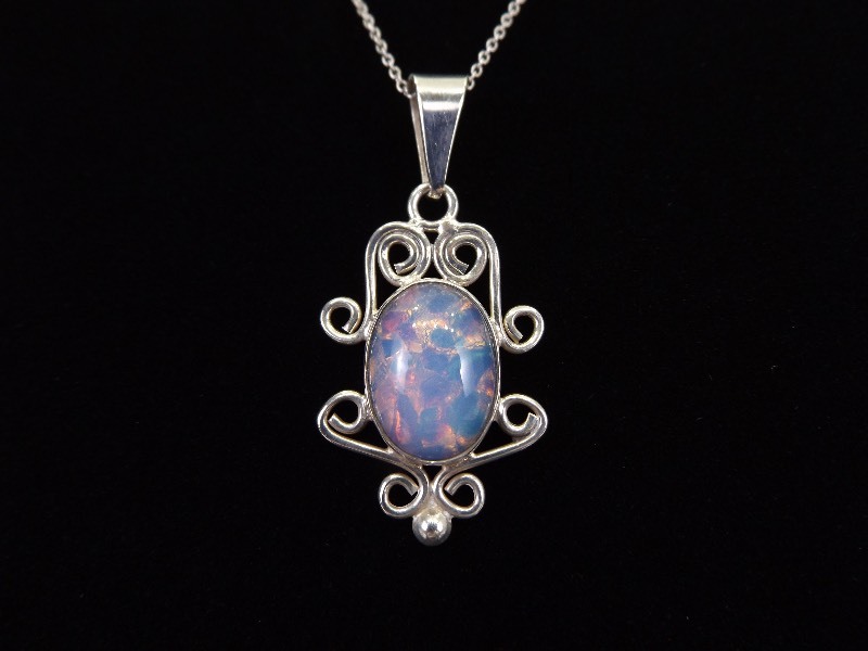 lot 5 image: .925 Sterling Silver Opal Glass Cabochon Pendant Necklace