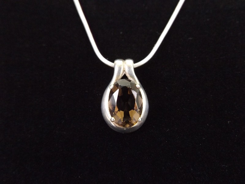 lot 14 image: .925 Sterling Silver Faceted Smokey Quartz Pendant Necklace
