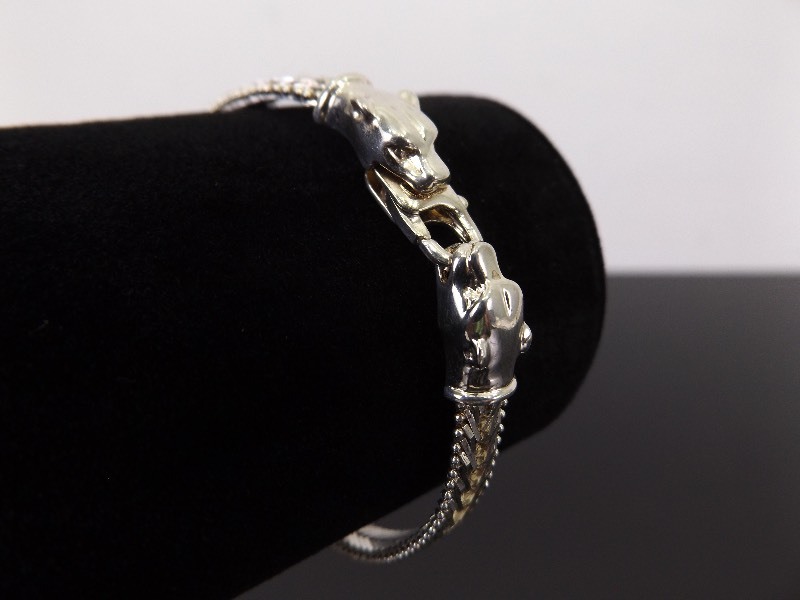lot 29 image: .925 Sterling Silver Panther  Leopard Head Clasp Bracelet