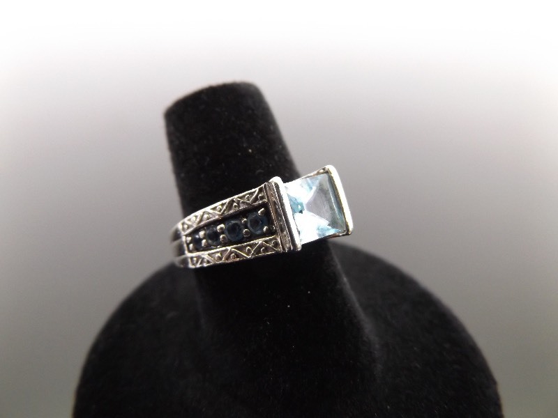 lot 34 image: .925 Sterling Silver Princess Cut Topaz Ring Size 6.5