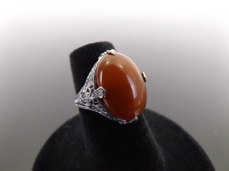 lot 46 image: .925 Sterling Silver Antique Amber Cabochon Ring Size 4.5