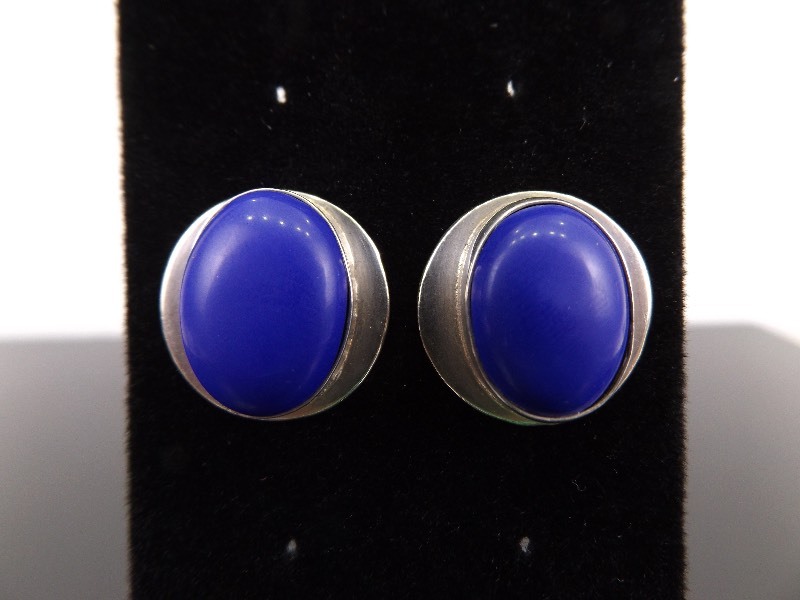 lot 72 image: .925 Sterling Silver Blue Enamel Cabochon Post Earrings