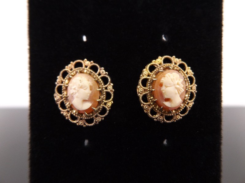 lot 85 image: .925 Sterling Silver Carved Shell Cameo Vermeil Post Earrings