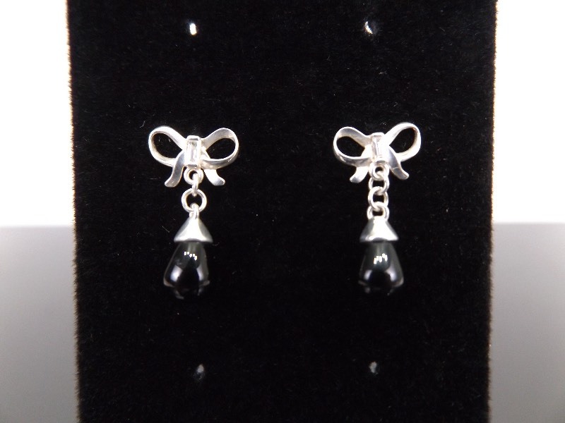 lot 90 image: .925 Sterling Silver Black Onyx Crystal Bow Dangle Post Earrings