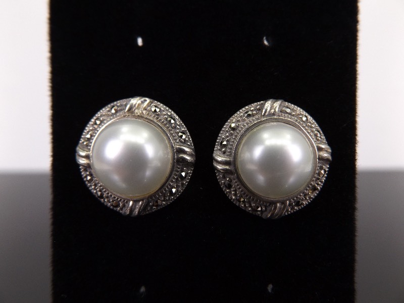 lot 92 image: .925 Sterling Silver Art Nouveau Pearl Cabochon Post Earrings