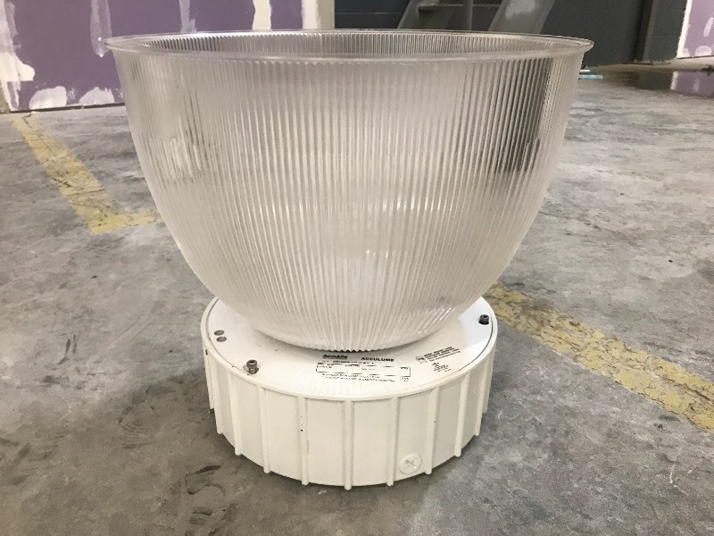 lot 32 image: (4) Acculite Acculume Industrial Lights
