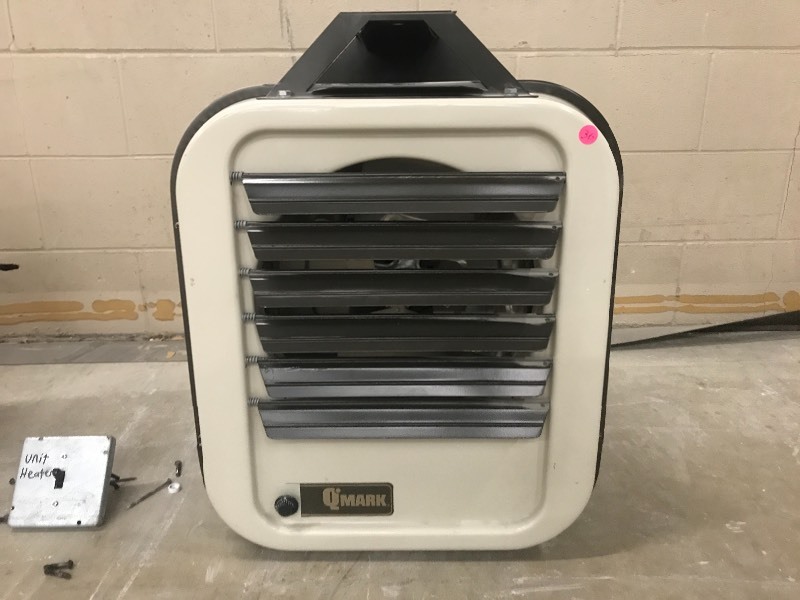 lot 36 image: QMark MUH158 Heater
