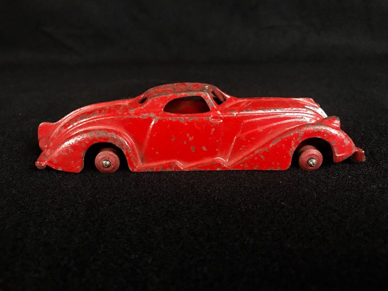lot 12 image: Vintage Metal Toy Car Model #2215  Spare Wheels