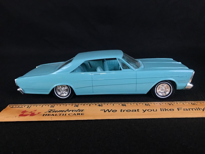lot 27 image: Vintage Americas Total Performance 1966 Ford Fairlane Model Car