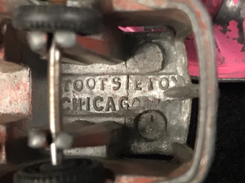 lot 35 image: Vintage TootsieToy Metal Cars