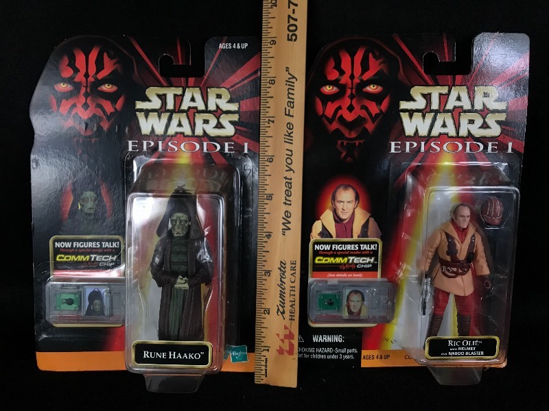 lot 66 image: MOC STAR WARS Jedi Duel Version Episode 1 CommTech Chip Figure