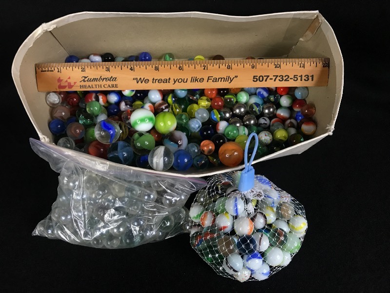 lot 83 image: Vintage Marbles