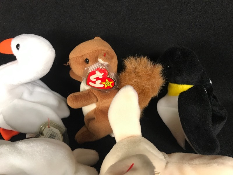 lot 92 image: RARE TY Beanie Babies filled with RARE PVC Pellets