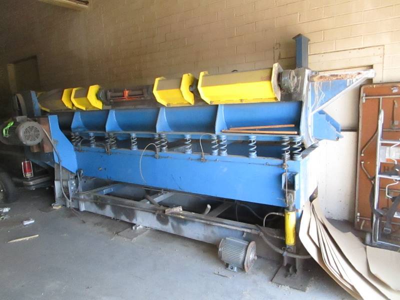 lot 18 image: Vibratory Mill Wash System