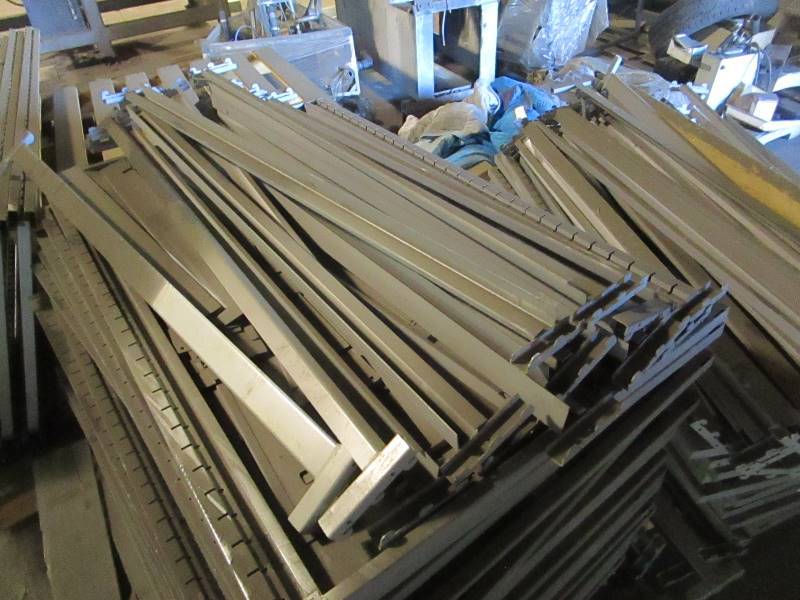 lot 30 image: Lot of Metal Shelving