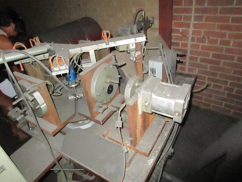 lot 39 image: Pneumatic Jig