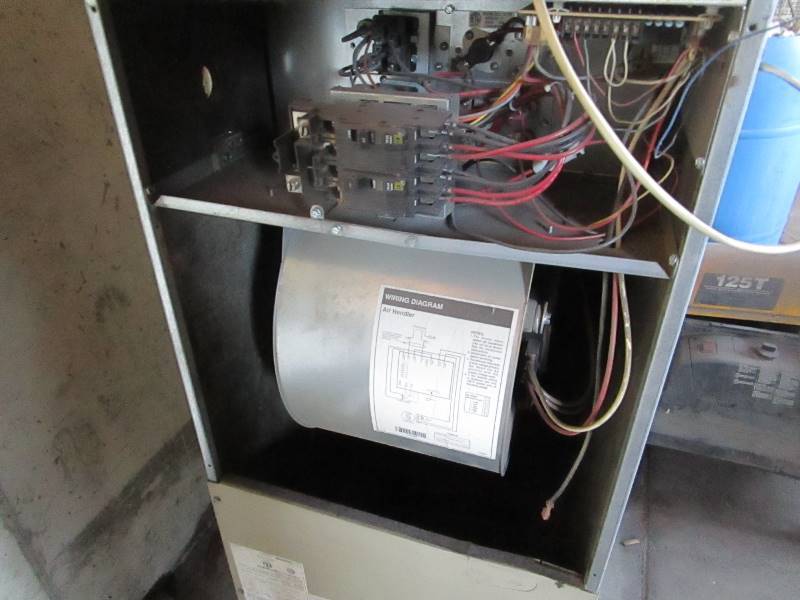 lot 49 image: Electric Jobsite Heater