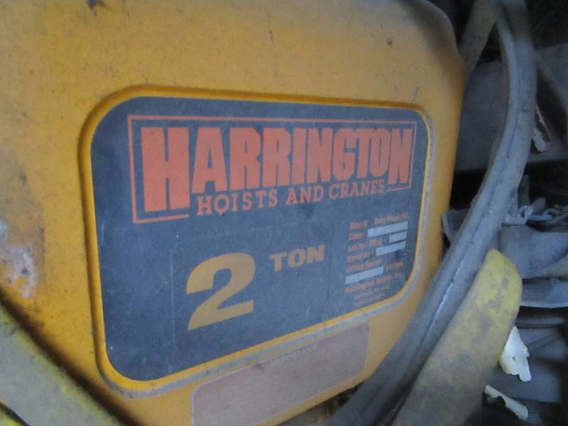 lot 57 image: 2 Ton Electric Hoist