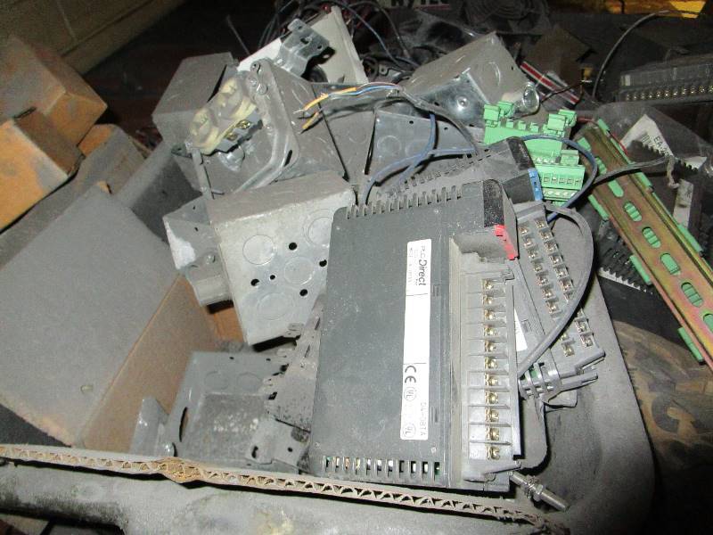 lot 62 image: Misc Electrical Lot