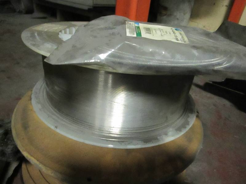 lot 74 image: Welding Wire & Roller Chain