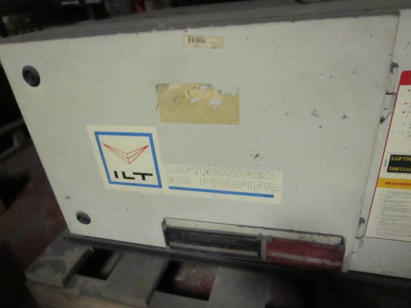 lot 75 image: Air Purifier
