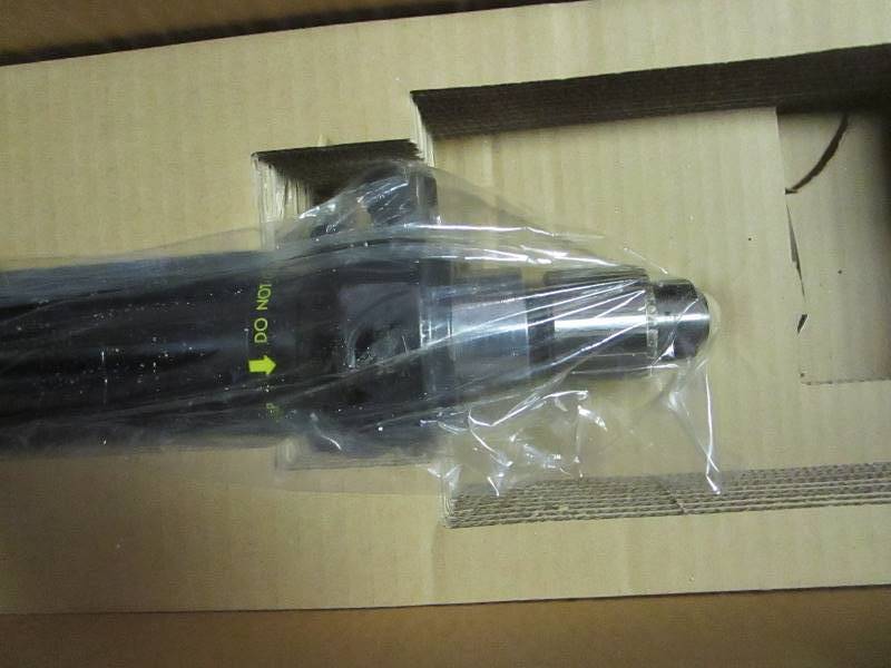 lot 92 image: (New) Sucino Pneumatic Self Feeder