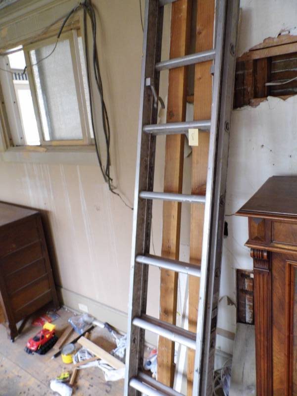 lot 8 image: Ladder