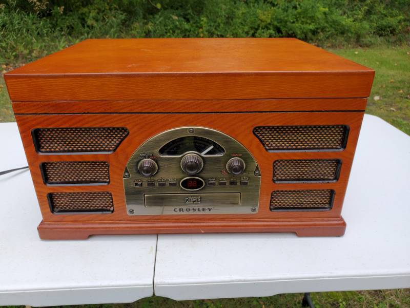 lot 80 image: Crosley CD - Tape - Record AM & FM player Combo
