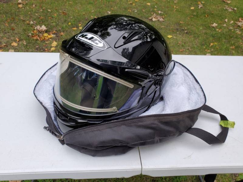 lot 92 image: XL HJC Snowmobile Helmet
