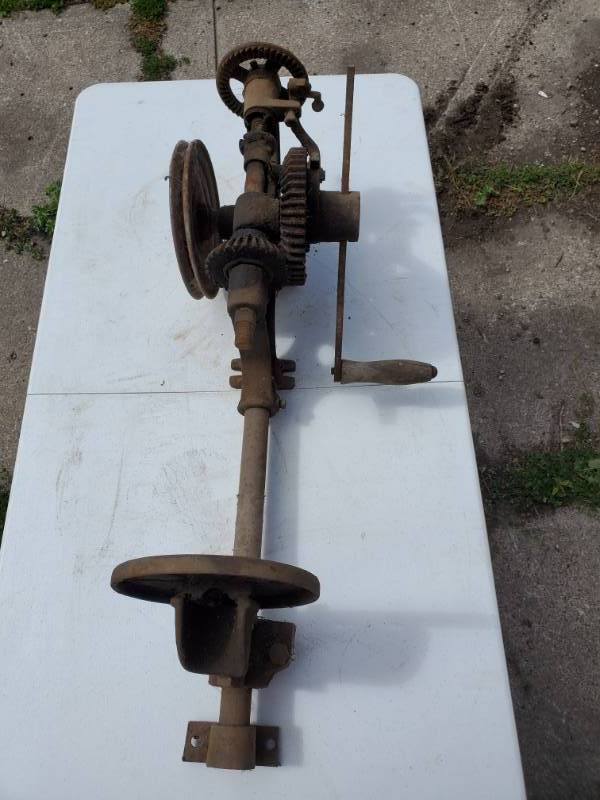 lot 106 image: Vintage Wall Mount Belt Drive Drill Press in working shape