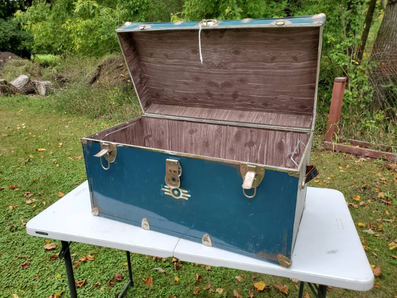 lot 157 image: Emigrant Trunk