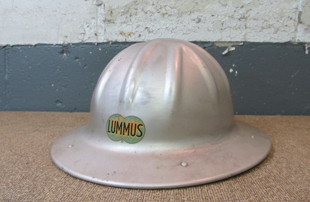 lot 29 image: Vintage Industrial Metal LUMMUS Helmet