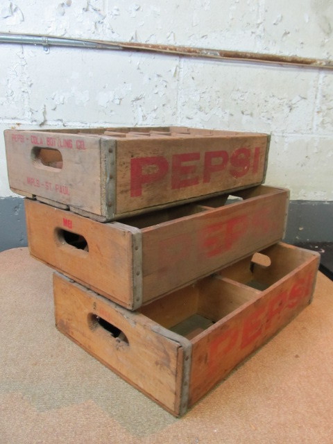 lot 49 image: 3 Vintage Wooden PEPSI Crates