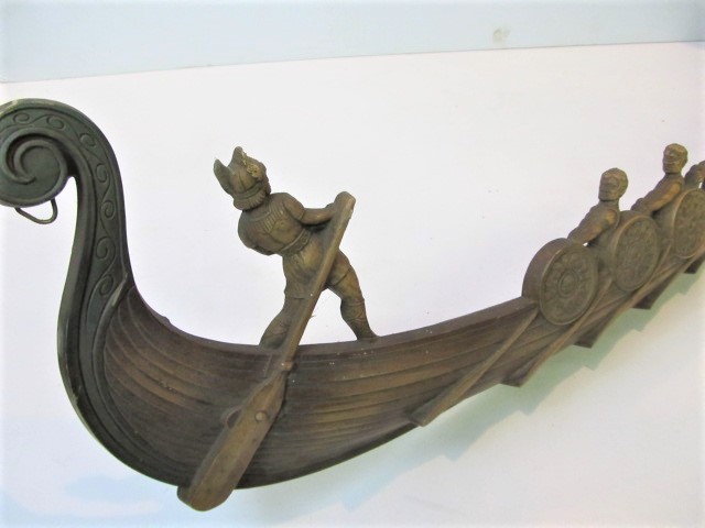 lot 90 image: LARGE Vintage Mid Century Syroco VIKING SHIP Wall Hanging