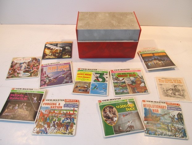 lot 72 image: Nice Lot of Vintage VIEWMASTER Reels