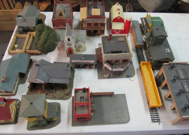 lot 75 image: Lot of HO Model Train Buildings Houses etc