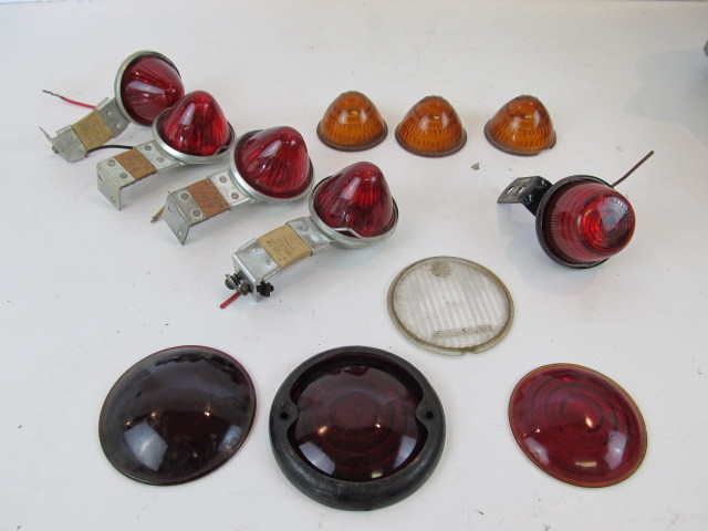 lot 6 image: Group of Vintage Motorcycle etc Reflectors & Lights