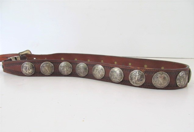 lot 110 image: Vintage APPALOOSA Leather CoinConcho Belt - Size 40
