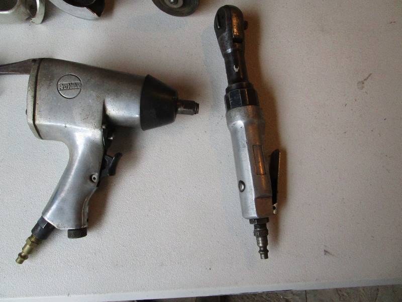 lot 10 image: Air Tools