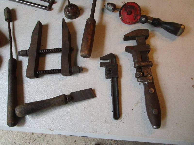 lot 68 image: Vintage Tools