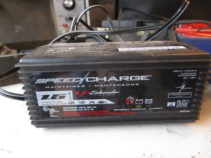 lot 71 image: (New) Battery Tender & Automotive Lot