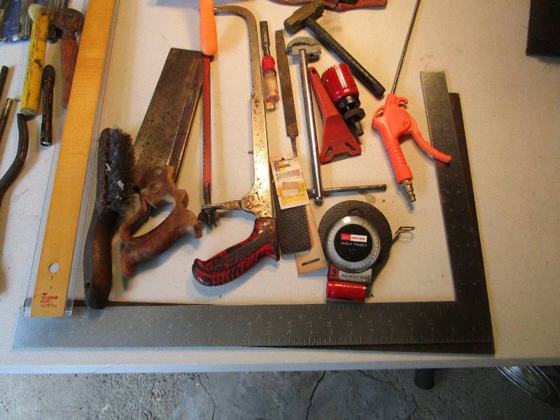 lot 74 image: Misc Tools