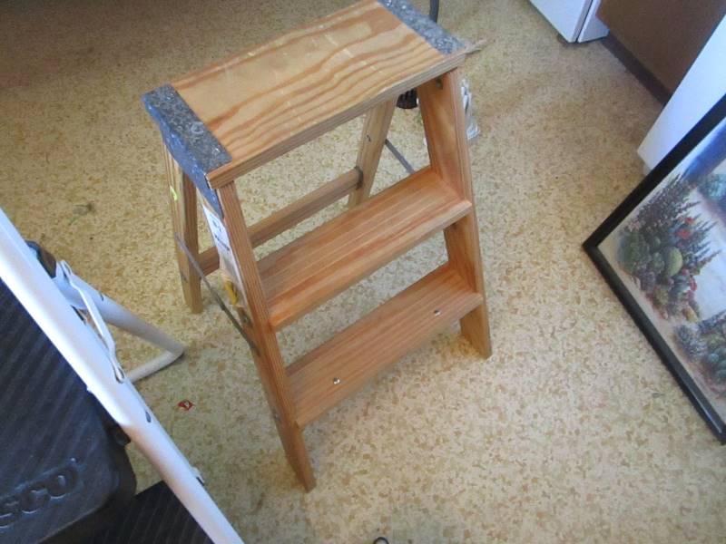 lot 138 image: (2) Ladders & Step Stool