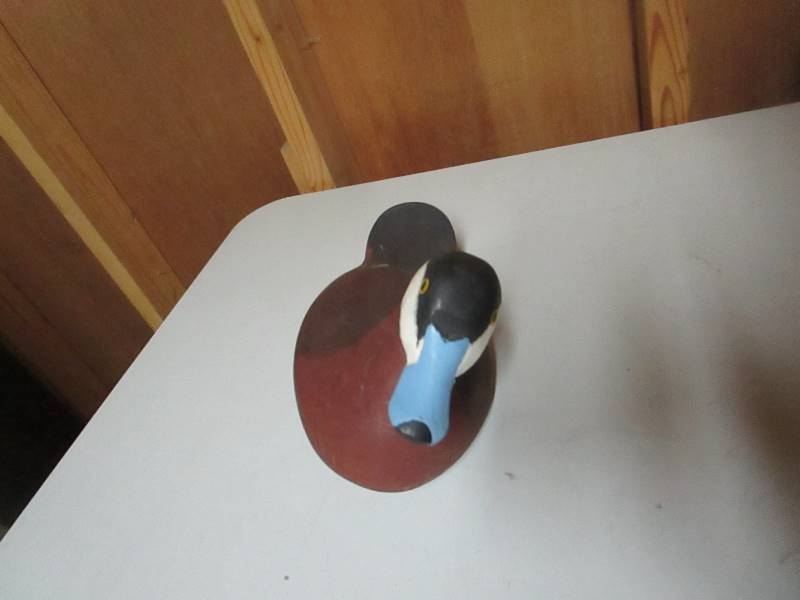 lot 170 image: Vintage Wooden Duck Decoy