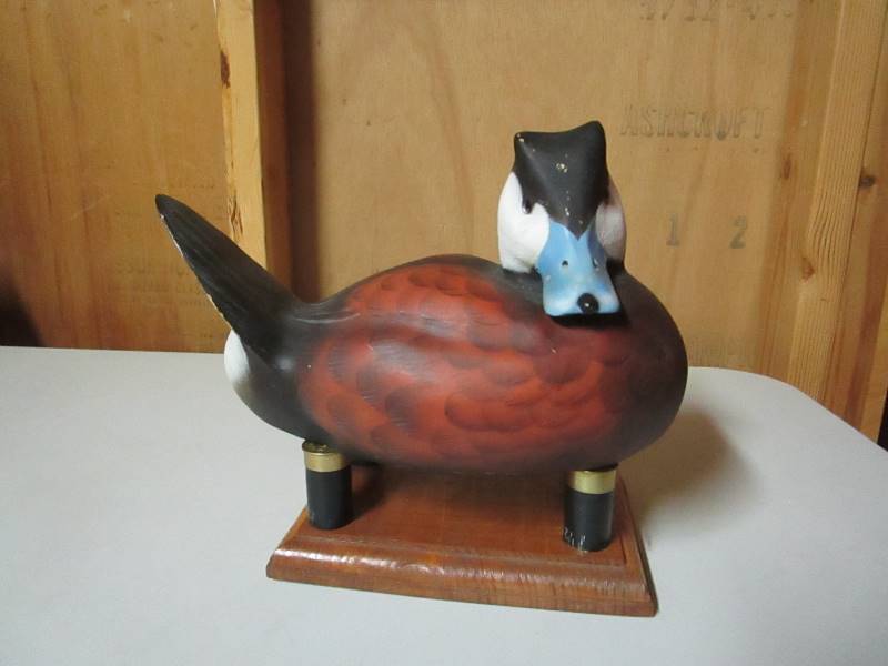 lot 171 image: Hand Carved & Painted Wooden Ducks
