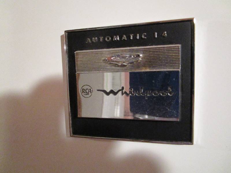 lot 189 image: Refrigerator