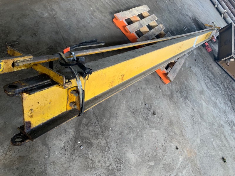 Industrial Swing Beam Approx. 18 Ft - 2000lb capacity Yellow, Complete (BEAM ONLY)