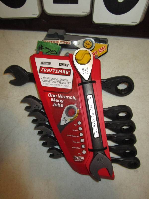 lot 70 image: Craftsman 7 pc Universal Ratcheting Wrench Set - Metric