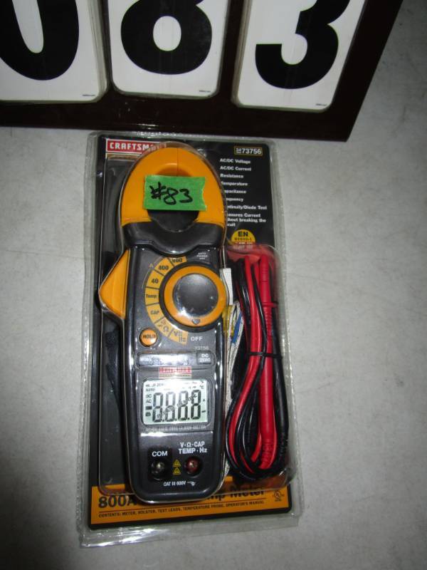 lot 83 image: Craftsman 800 Amp ACDC Clamp Meter