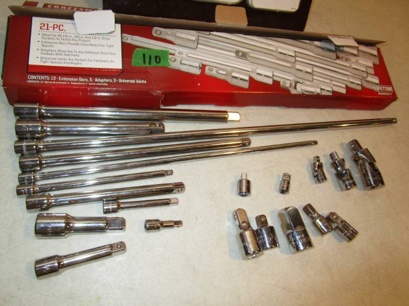 lot 110 image: Craftsman Drive Tool 21 pc Accessory Set